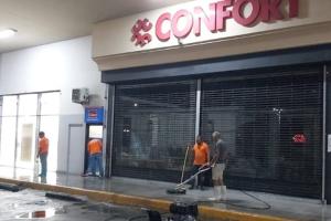 limpieza de pisos comerciales