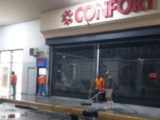 limpieza de pisos comerciales